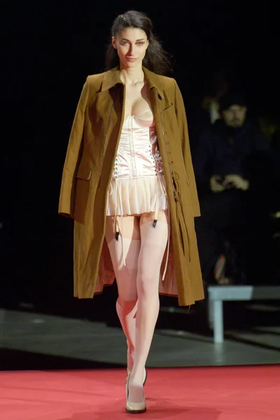 Look 13